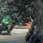 2020-kawasaki-ninja_650-3_1600x0w